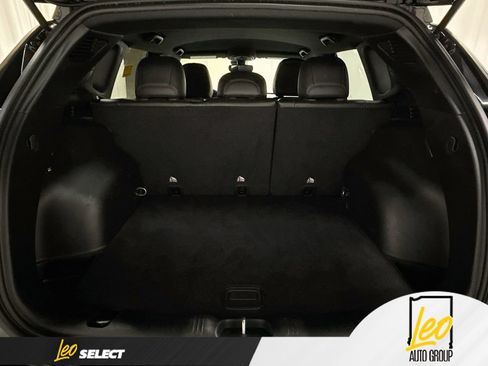 Used 2023 Jeep Compass Limited AWD/4WD image 28