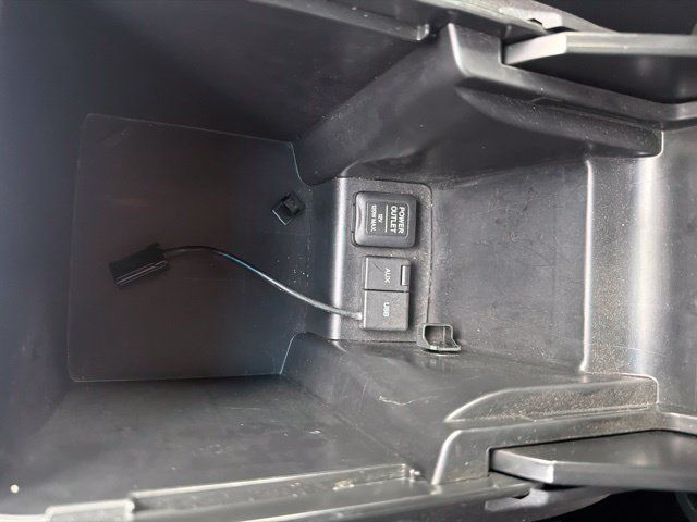 Used 2012 Honda Accord EX-L image 32