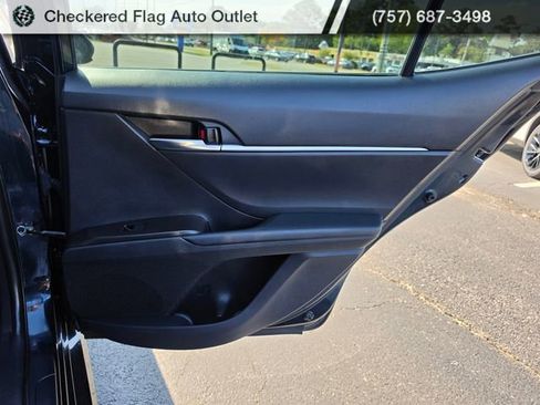Used 2021 Toyota Camry LE FWD image 48