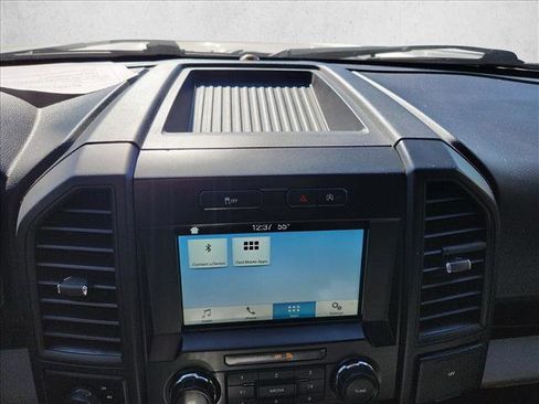 Used 2018 Ford F150 XL w/ Equipment Group 101A Mid image 15