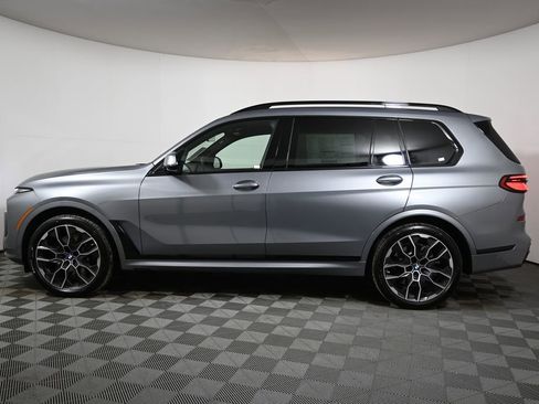 New 2026 BMW X7 xDrive40i w/ M Sport Package image 2