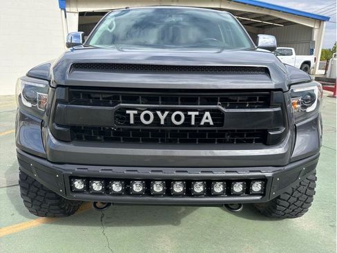 Used 2016 Toyota Tundra Platinum AWD/4WD image 4
