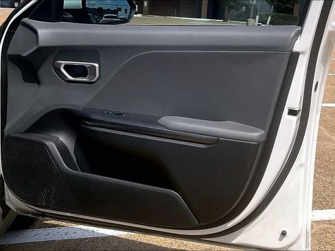 Certified 2025 Kia K4 FWD image 26