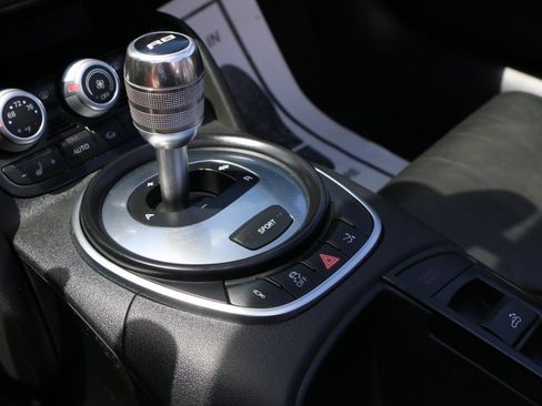 Used 2011 Audi R8 V8 AWD/4WD image 20