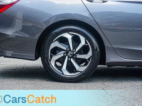 Used 2017 Honda Accord EX-L image 16