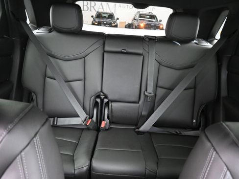 New 2026 Cadillac XT5 Luxury image 14