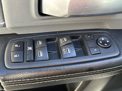 Used 2019 RAM 3500 Big Horn image 24