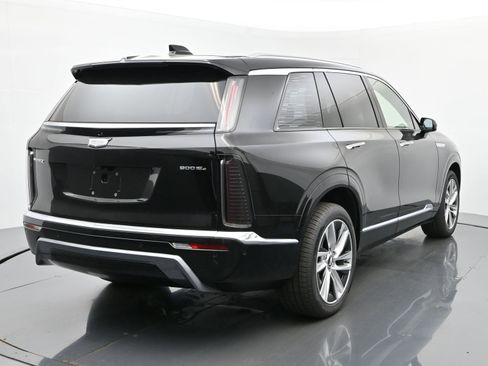 New 2026 Cadillac Vistiq Luxury image 5