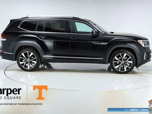 Used 2024 Volkswagen Atlas SEL Premium R-Line AWD/4WD image 10