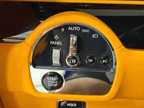 Used 2024 Rolls-Royce Spectre w/ Spectre Launch Package image 27