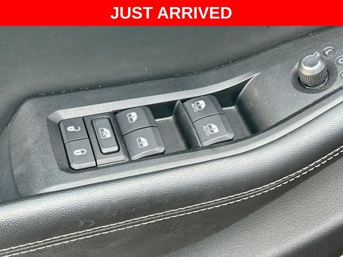Used 2023 Jeep Grand Cherokee 4WD 4xe w/ Luxury Tech Group II image 14