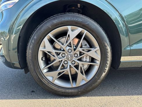 Used 2023 Genesis GV70 2.5T Select w/ Select Package image 11