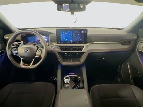Used 2025 Ford Explorer ST image 27