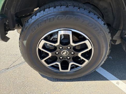 Used 2025 Ford Bronco Outer Banks AWD/4WD image 27