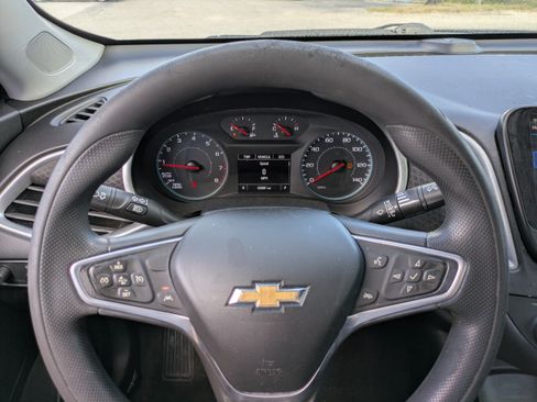 Used 2023 Chevrolet Malibu LS FWD image 22