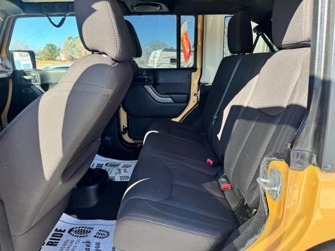 Used 2013 Jeep Wrangler Unlimited Sport image 10