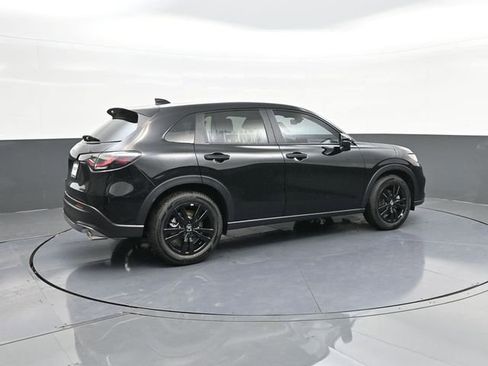 New 2026 Honda HR-V Sport image 13