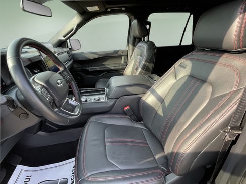 Used 2024 Ford Expedition Limited AWD/4WD image 15