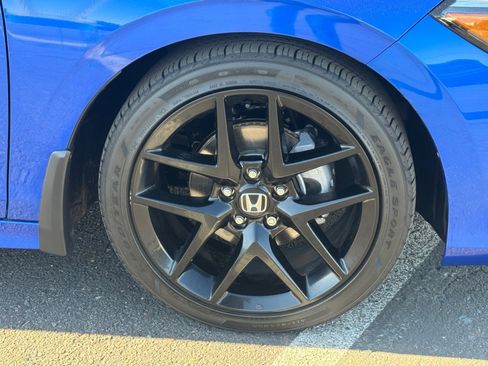 Used 2024 Honda Civic Sport image 11