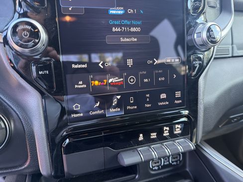 Used 2024 RAM 1500 Big Horn AWD/4WD image 25