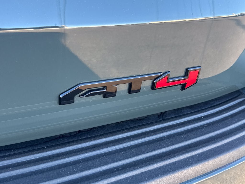 Used 2026 GMC Yukon AT4 Ultimate w/ LPO, Floor Liner Package AWD/4WD image 6