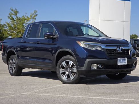 Certified 2017 Honda Ridgeline RTL-T image 2