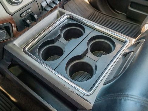 Used 2015 Ford F250 Lariat w/ Lariat Ultimate Package image 31