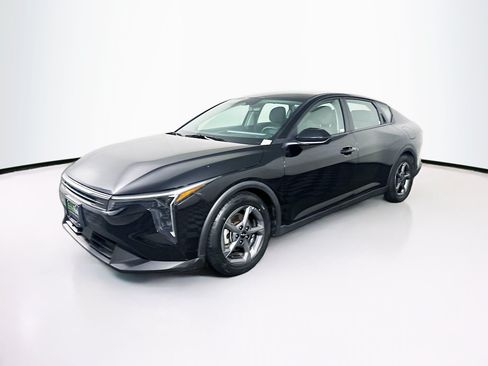 Used 2025 Kia K4 FWD image 3