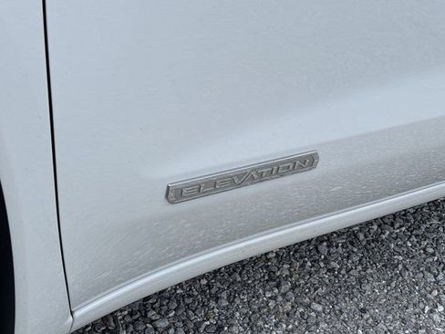 Used 2022 GMC Sierra 1500 Elevation AWD/4WD image 13