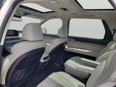 Used 2022 Hyundai Palisade Calligraphy w/ Winter Package AWD/4WD image 15