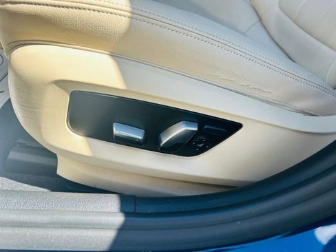 Used 2018 BMW 530i RWD image 23