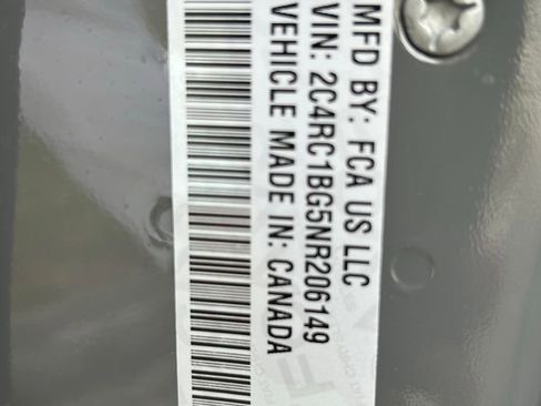 Certified 2022 Chrysler Pacifica Touring-L image 59