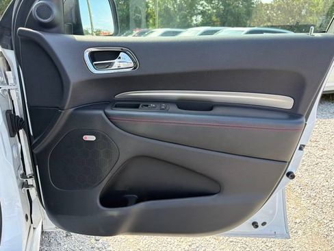 Used 2016 Dodge Durango R/T w/ Blacktop Package RWD image 11