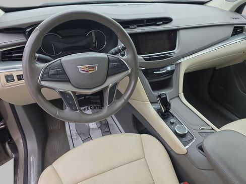 Certified 2023 Cadillac XT5 Premium Luxury AWD/4WD image 18