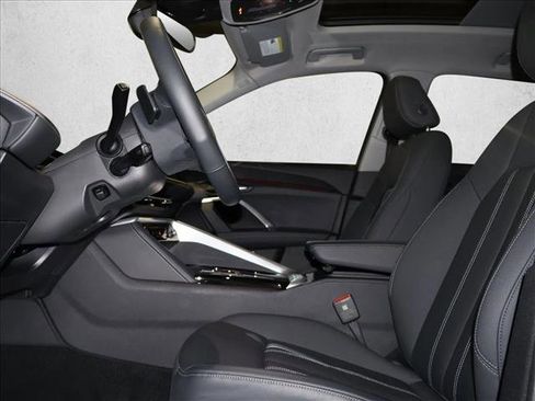Used 2025 Audi Q5 Premium w/ Convenience Package AWD/4WD image 21