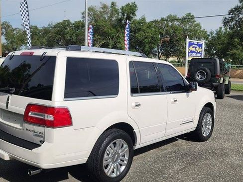 Used 2012 Lincoln Navigator 2WD image 16
