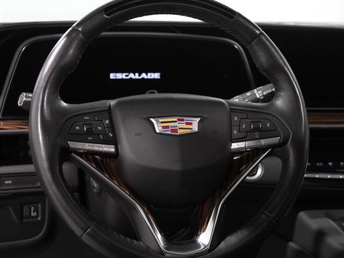Certified 2024 Cadillac Escalade ESV Premium Luxury image 8