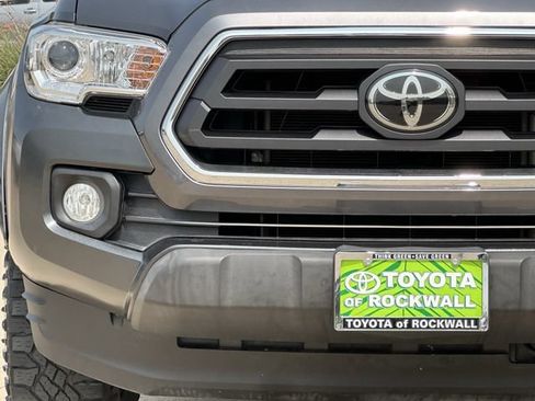 Used 2023 Toyota Tacoma SR5 RWD image 7