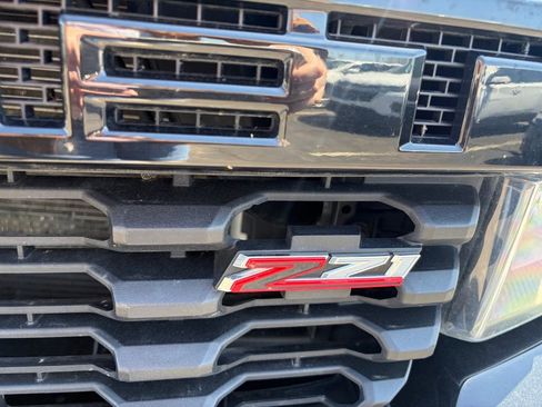 Used 2021 Chevrolet Silverado 1500 Custom Trail Boss AWD/4WD image 10