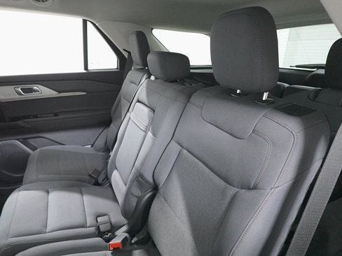 Certified 2025 Ford Explorer Active image 24