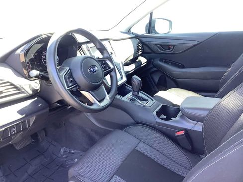 Used 2021 Subaru Outback AWD/4WD image 3