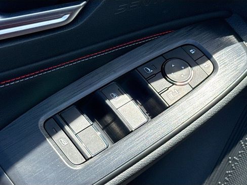 New 2026 Nissan Sentra SR FWD image 7