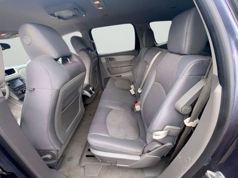 Used 2013 Chevrolet Traverse LS FWD image 24