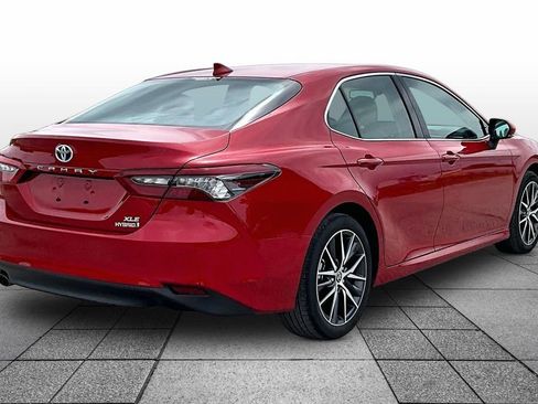 Used 2023 Toyota Camry XLE w/ Cold Weather Package FWD image 11