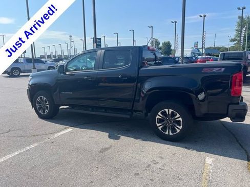 Used 2022 Chevrolet Colorado Z71 AWD/4WD image 9