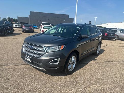 Used 2017 Ford Edge SEL w/ Class II Trailer Tow Package AWD/4WD image 1