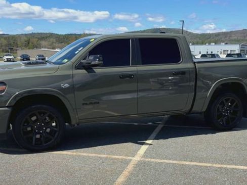 Used 2026 RAM 1500 Laramie w/ Night Edition AWD/4WD image 4