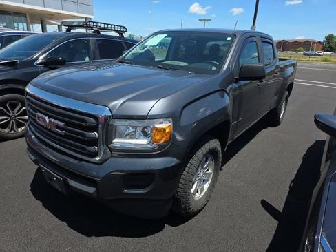 Used 2017 GMC Canyon 2WD Crew Cab w/ Convenience Package image 1