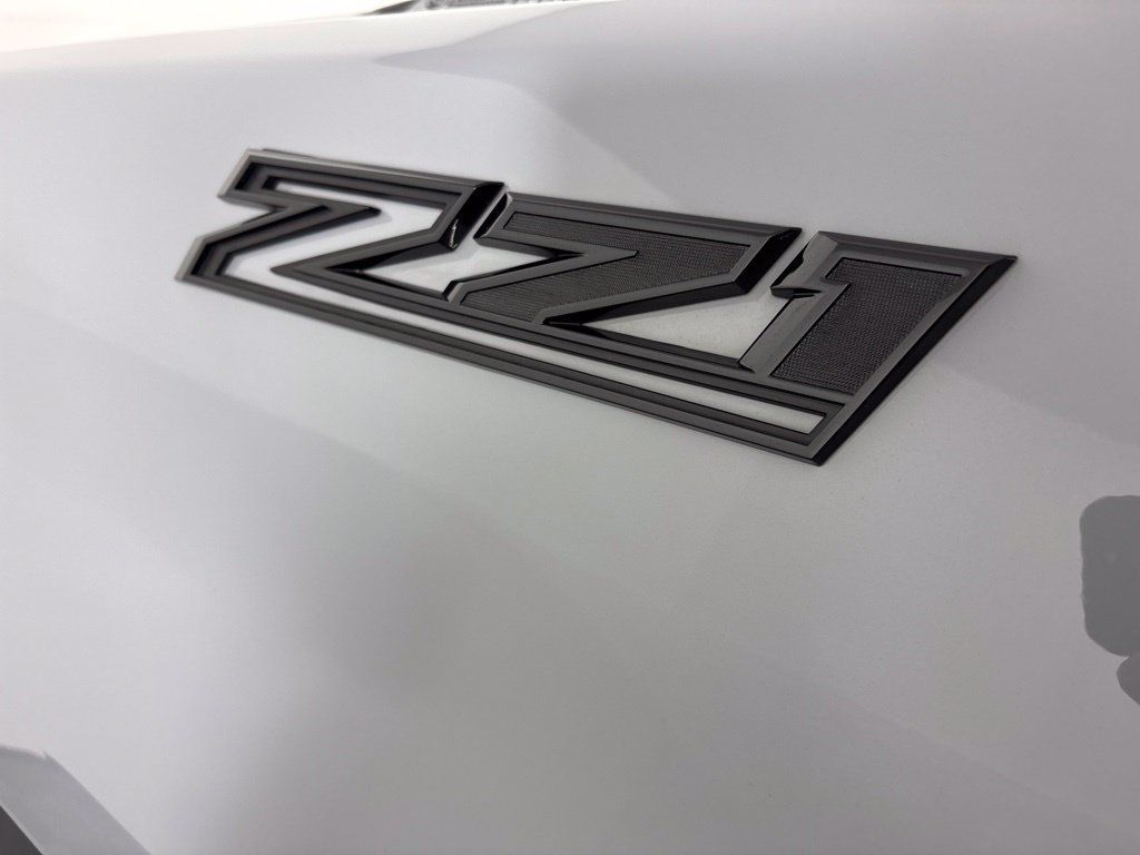 Used 2024 Chevrolet Silverado 2500 LTZ w/ LTZ Plus Package AWD/4WD image 17