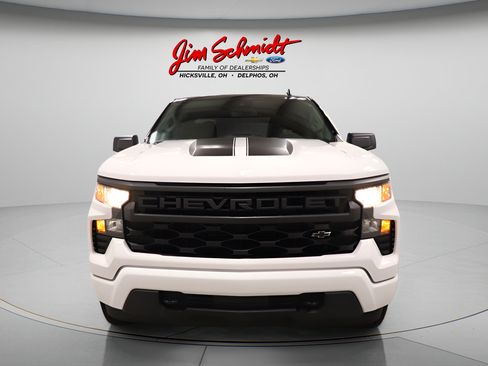 Used 2024 Chevrolet Silverado 1500 Custom w/ Rally Edition AWD/4WD image 3
